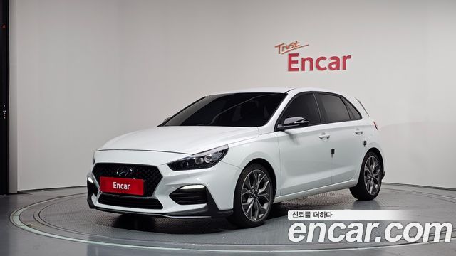 Hyundai i30 2019 — photo 1