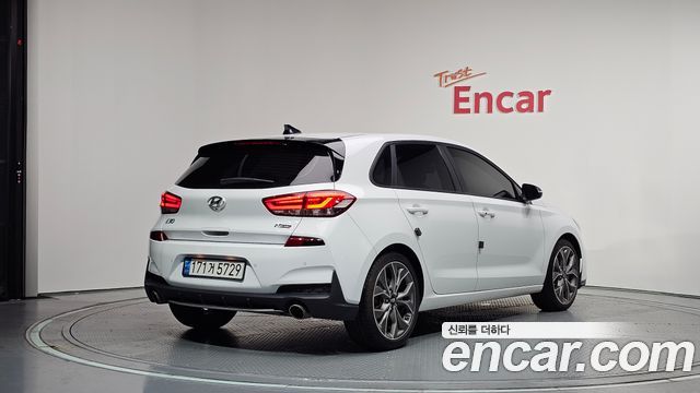 Hyundai i30 2019 — photo 2
