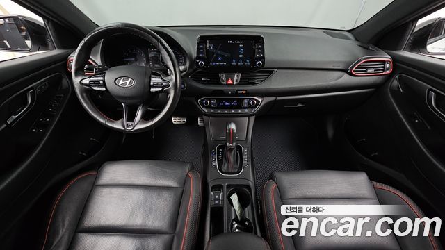Hyundai i30 2019 — photo 7