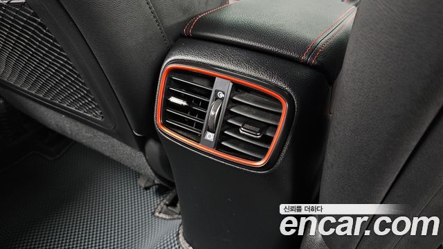Hyundai i30 2019 — photo 19