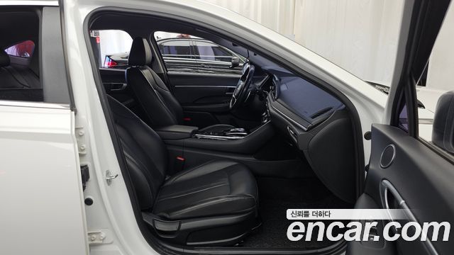 Hyundai Sonata 2020 — photo 11