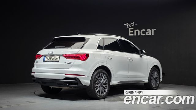 Audi Q3 2024 — photo 2