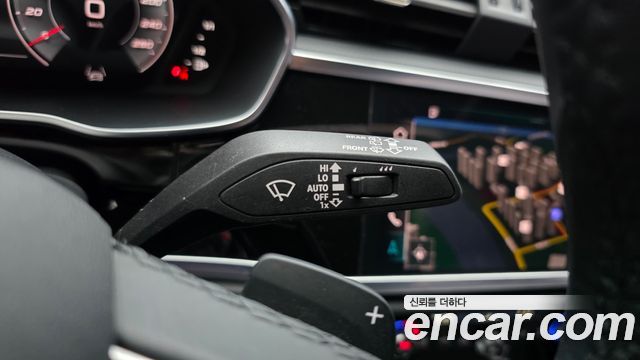 Audi Q3 2024 — photo 14