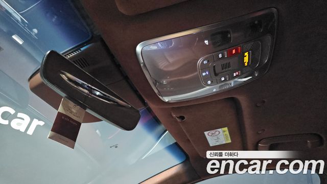 Genesis G90 2023 — photo 25