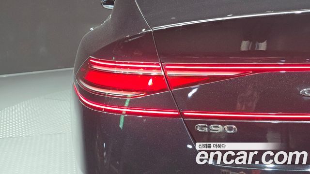 Genesis G90 2023 — photo 9