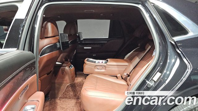 Genesis G90 2023 — photo 16