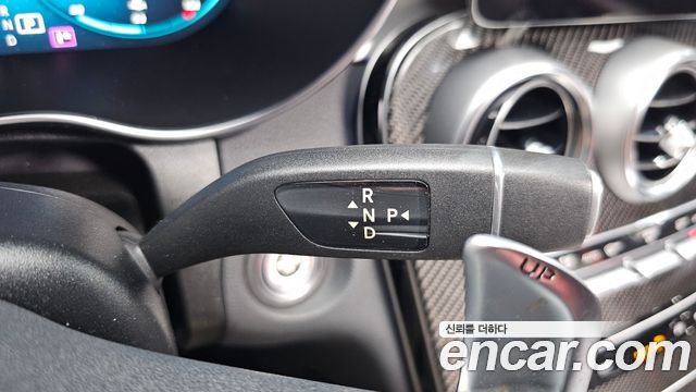 Mercedes-Benz GLC-Class 2022 — photo 9
