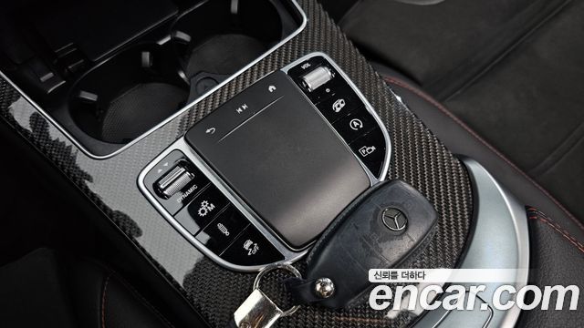 Mercedes-Benz GLC-Class 2022 — photo 18