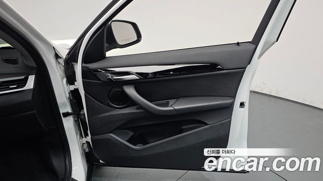 BMW X1 2017 — photo 14