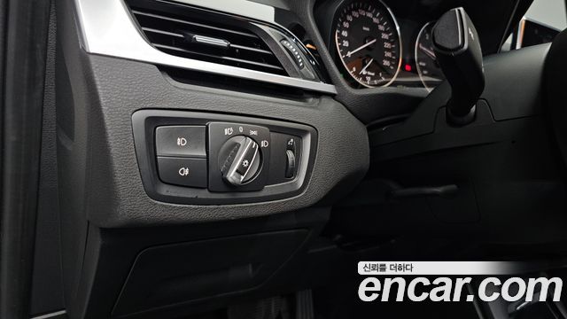 BMW X1 2017 — photo 28