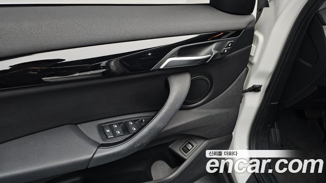 BMW X1 2017 — photo 33