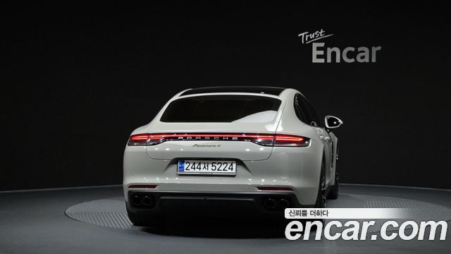 Porsche Panamera 2023 — photo 4