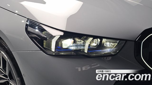 BMW 5-Series 2026 — photo 8