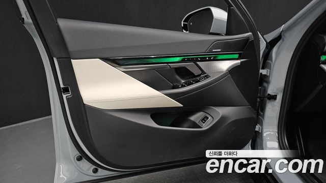 BMW 5-Series 2026 — photo 14