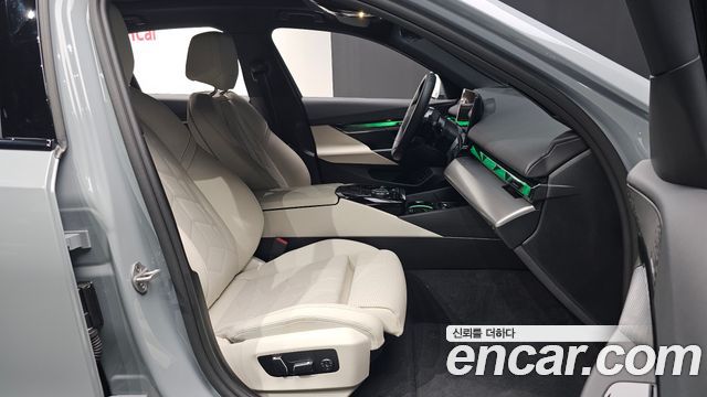 BMW 5-Series 2026 — photo 16