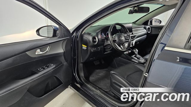 Kia K3 2019 — photo 10