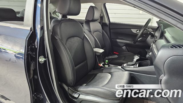 Kia K3 2019 — photo 11