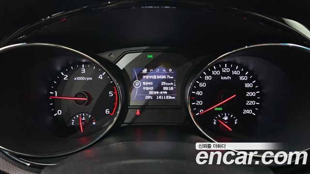 Kia Canival 2018 — photo 8
