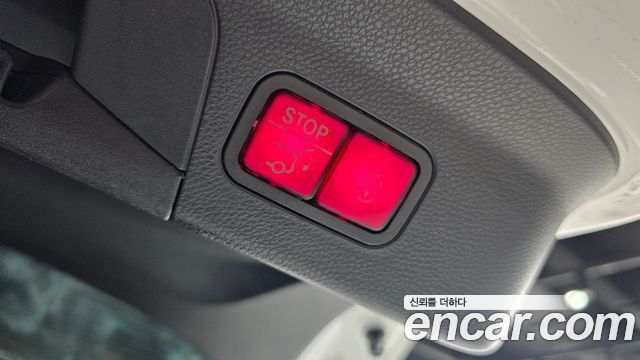 Mercedes-Benz GLC-Class 2021 — photo 17