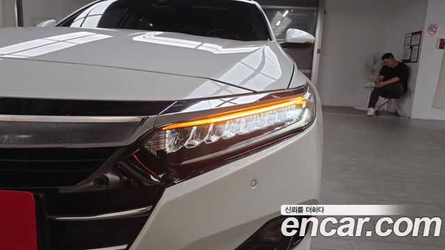 Honda Accord 2021 — photo 8