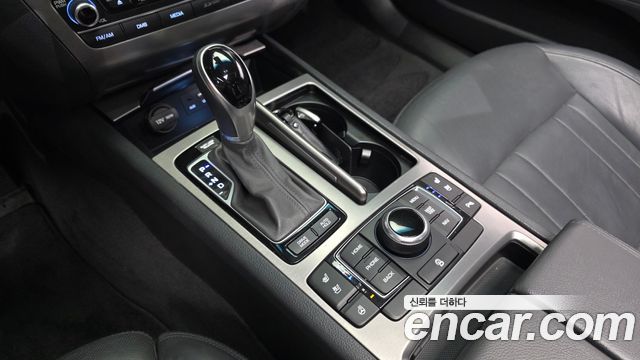 Hyundai Genesis 2014 — photo 12