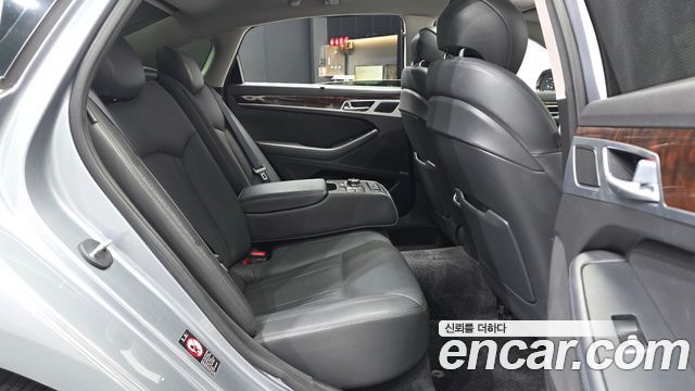 Hyundai Genesis 2014 — photo 18