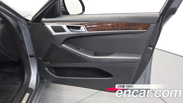 Hyundai Genesis 2014 — photo 14