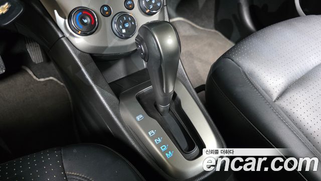 Chevrolet Korea Aveo 2015 — photo 9