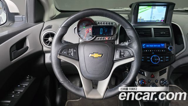 Chevrolet Korea Aveo 2015 — photo 14