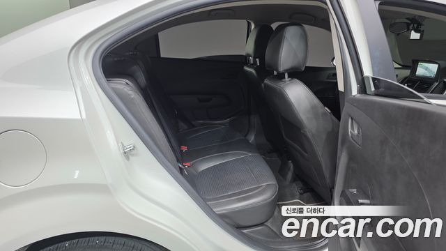 Chevrolet Korea Aveo 2015 — photo 19