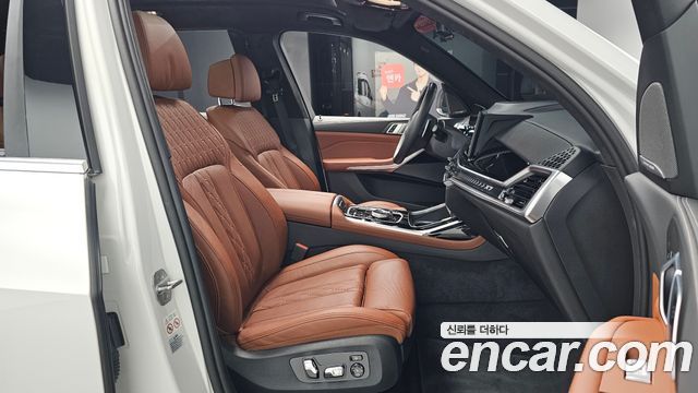 BMW X7 2024 — photo 16