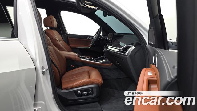 BMW X7 2025 — photo 17