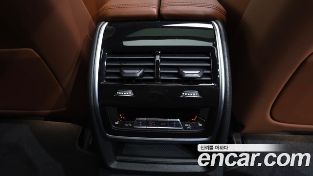 BMW X7 2025 — photo 24