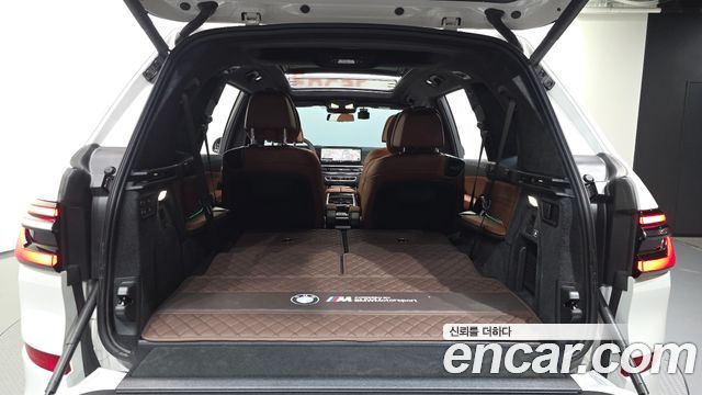 BMW X7 2025 — photo 26