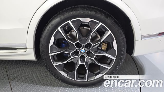 BMW X7 2025 — photo 7