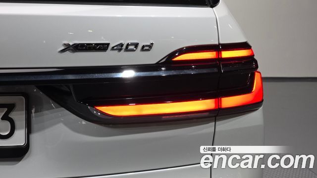 BMW X7 2025 — photo 9