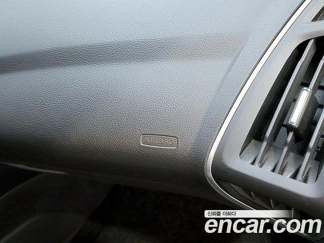 Ford Focus 2014 — photo 11