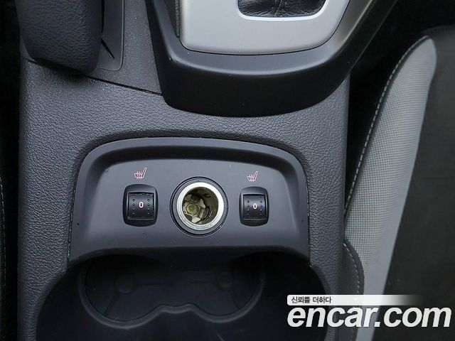 Ford Focus 2014 — photo 17