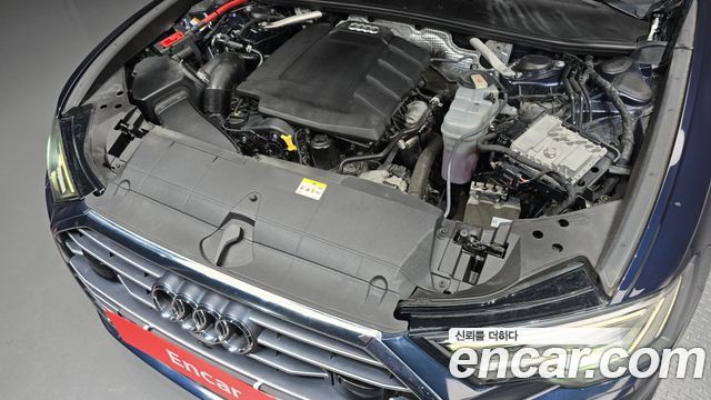 Audi A6 2021 — photo 6