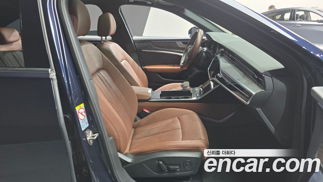 Audi A6 2021 — photo 11