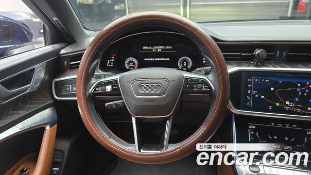 Audi A6 2021 — photo 13