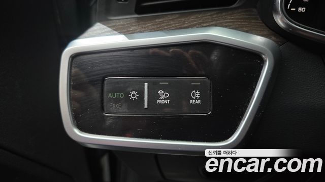 Audi A6 2021 — photo 16