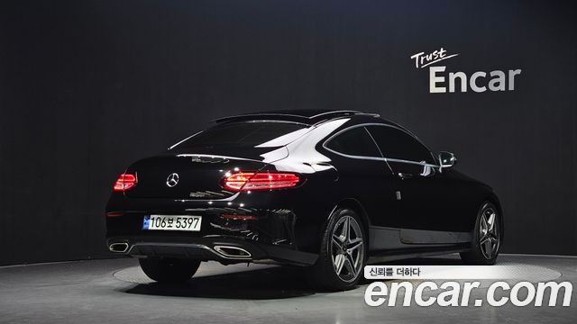 Mercedes-Benz C-Class 2020 — photo 2