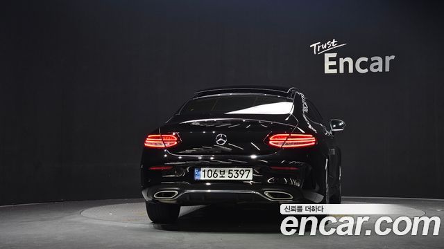 Mercedes-Benz C-Class 2020 — photo 4