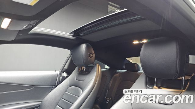 Mercedes-Benz C-Class 2020 — photo 18