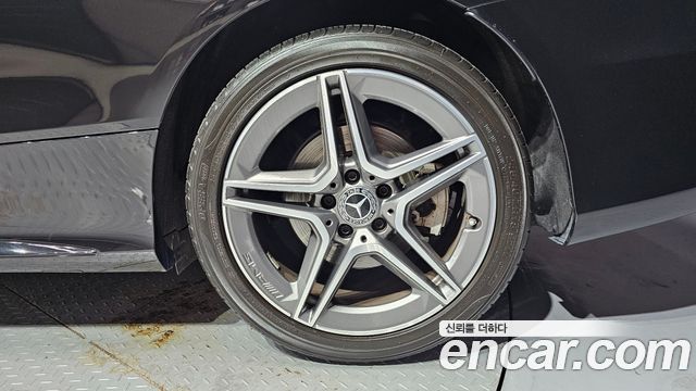 Mercedes-Benz C-Class 2020 — photo 7