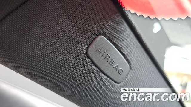 Mercedes-Benz C-Class 2020 — photo 35