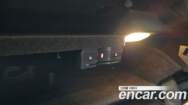 Mercedes-Benz C-Class 2020 — photo 37