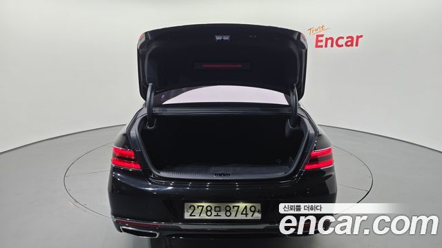 Genesis G90 2019 — photo 25