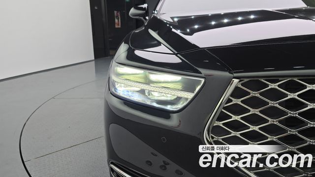 Genesis G90 2019 — photo 8